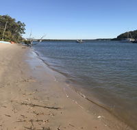 Pet Friendly Waterfront Holiday House on Peacefull Island with Bikes and Kayaks - Hervey Bay Accommodation