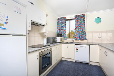 Peter's Port - Hervey Bay Accommodation 3