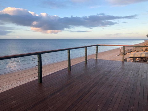 Peter's Port - Hervey Bay Accommodation 0
