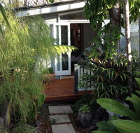 Petrie Garden Studio - Hervey Bay Accommodation
