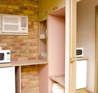 Pines Country Club Motor Inn - Hervey Bay Accommodation