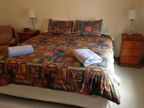 Pinkerton Hill Naracoorte - Hervey Bay Accommodation 1