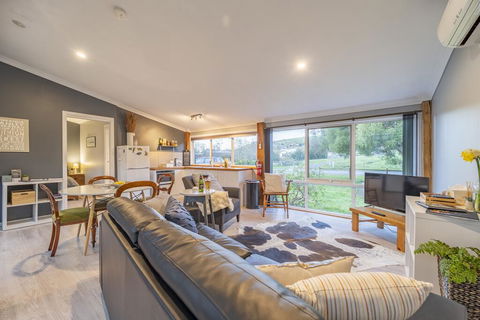 Platypus Waters B&B - Hervey Bay Accommodation 0