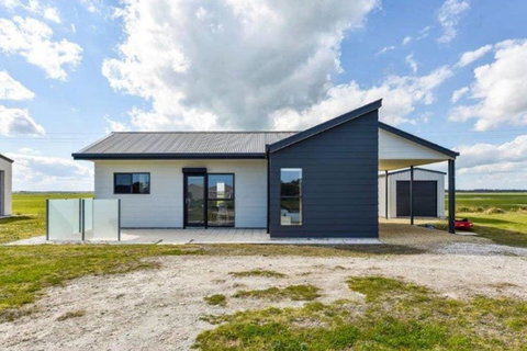 Plovers Rest At Cape Douglas - Hervey Bay Accommodation 1