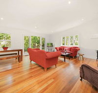 Poet's Cottage - Fireplace Close to Treks - Tourism Hervey Bay
