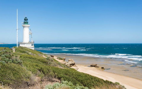 Point Lonsdale 1 Bedroom Apartment - Hervey Bay Accommodation 3