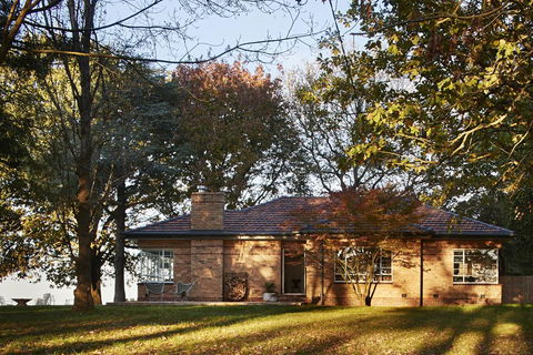 Polperro Farmhouse - Hervey Bay Accommodation 0