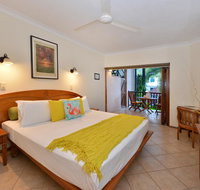 Poolside Studio - Hervey Bay Accommodation