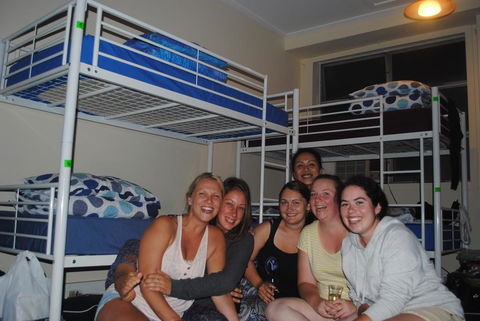 Port Adelaide Backpackers - Tourism Hervey Bay 1