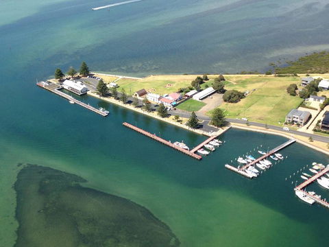 Port Albert Motel - Tourism Hervey Bay 0