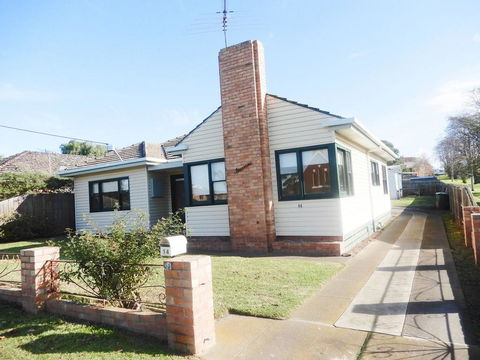 Port Life Beach House - Hervey Bay Accommodation 0