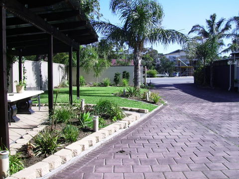 Port Noarlunga Motel - Hervey Bay Accommodation 1