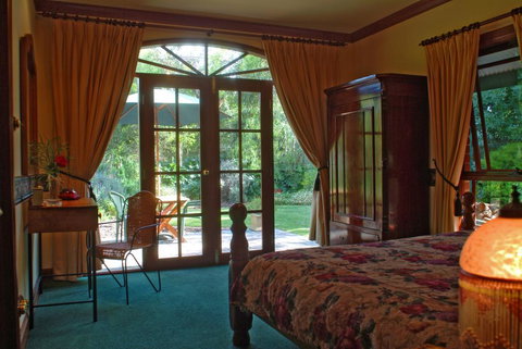 Port Willunga Cottages - Hervey Bay Accommodation 2
