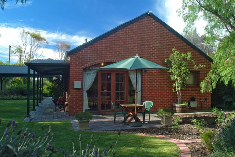 Port Willunga Cottages - Hervey Bay Accommodation 0
