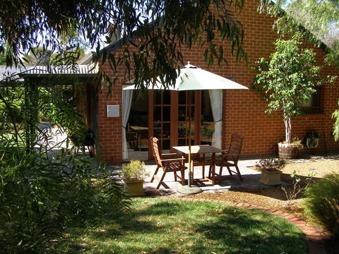 Port Willunga Cottages - Hervey Bay Accommodation 3