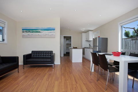 Portland Holiday Village - Hervey Bay Accommodation 0