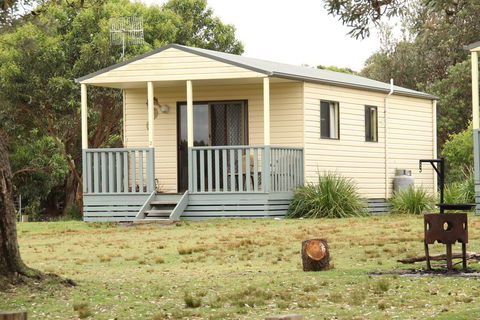 Pretty Beach Cabins - Hervey Bay Accommodation 1