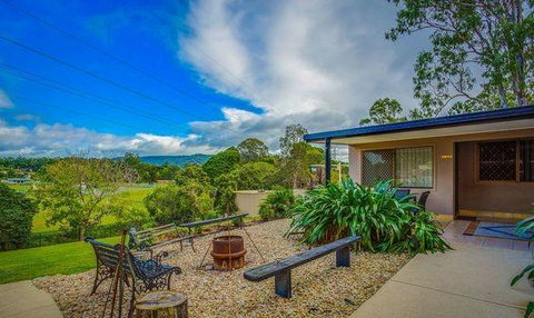 Private Gold Coast Home Cottage - Hervey Bay Accommodation 0