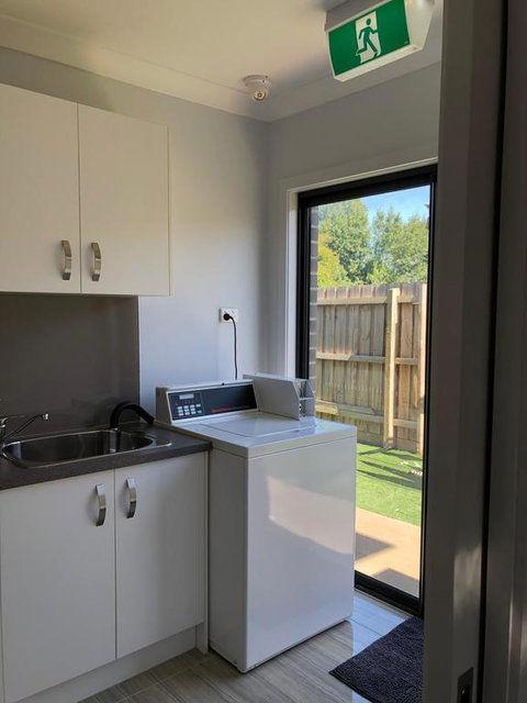 Private Studio - Hervey Bay Accommodation 3