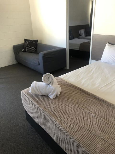 Q Express - Hervey Bay Accommodation 1