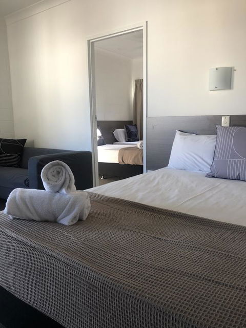 Q Express - Hervey Bay Accommodation 2