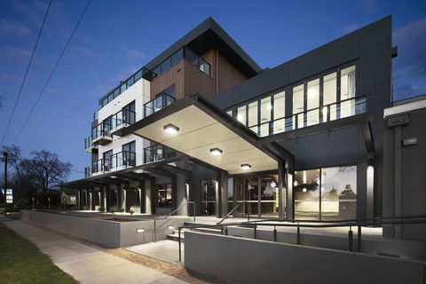 Quality Hotel Lakeside - Hervey Bay Accommodation 0