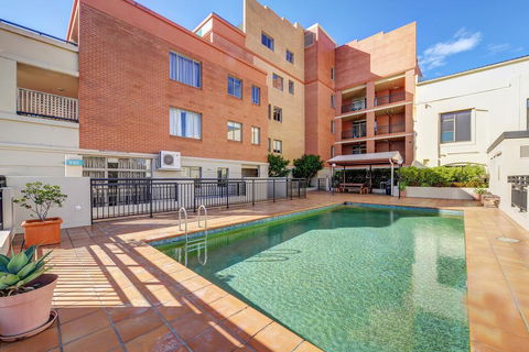 Quality Suites Camperdown - Hervey Bay Accommodation 3