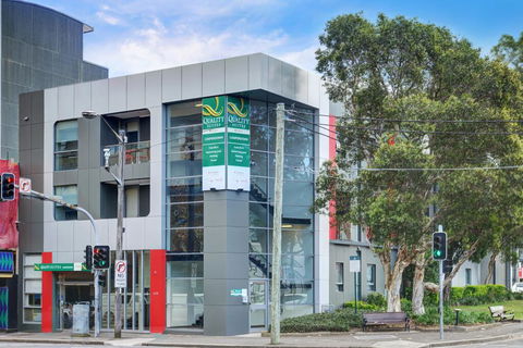 Quality Suites Camperdown - Hervey Bay Accommodation 1
