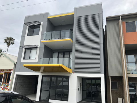 Quattro On Young - Hervey Bay Accommodation 0