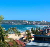 Queenscliff beach apartment