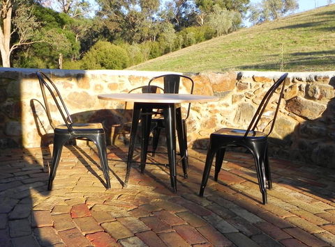 Queenstown Retreat B&B - Hervey Bay Accommodation 3