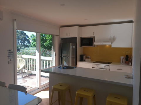Race Course Apartments - Hervey Bay Accommodation 1