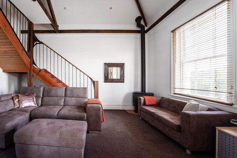 Raffless - Hervey Bay Accommodation 3