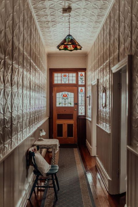 Railway Cottage - Hervey Bay Accommodation 3