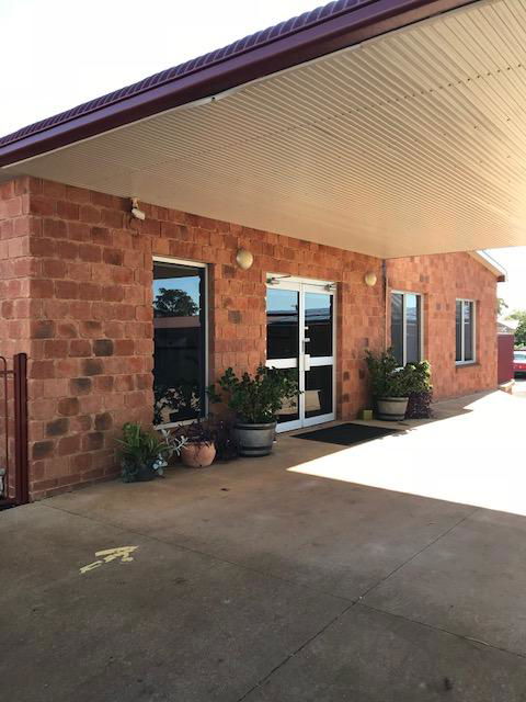 RAILWAY HOTEL MOTEL - Hervey Bay Accommodation 0