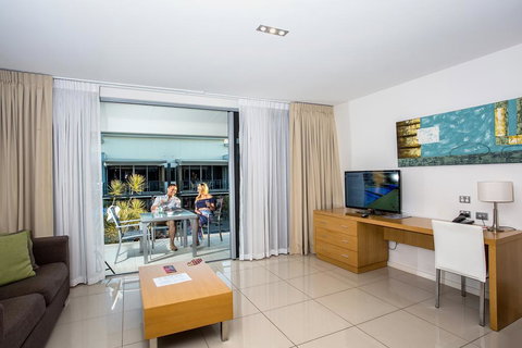 Ramada By Wyndham Hervey Bay - Hervey Bay Accommodation 3
