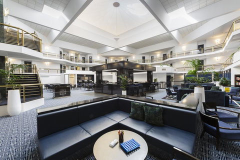 Ramada Diplomat Canberra - Tourism Hervey Bay 3