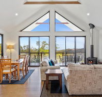 Ravensbourne Escape- Stella Luna - Hervey Bay Accommodation