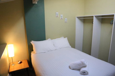 Razorback 8 - Tourism Hervey Bay 1