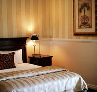 Redearth Boutique Hotel - Hervey Bay Accommodation