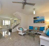 Reef Terraces on St Crispins - Hervey Bay Accommodation