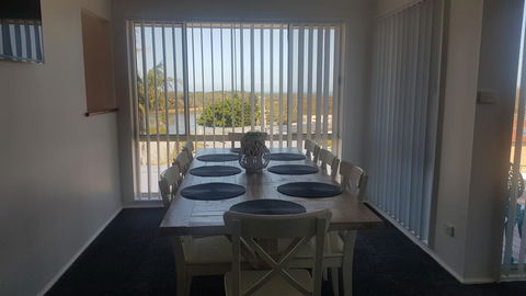 Relax And Chillax At Happi Dayz Retreat - Hervey Bay Accommodation 3