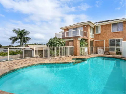 Relax And Chillax At Happi Dayz Retreat - Hervey Bay Accommodation 0