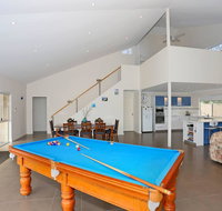 Relax at Falcon By The Bay - Hervey Bay Accommodation