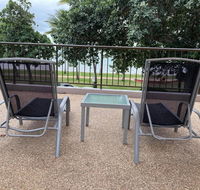 RENTAL All  inclusive Tidy Renovated Studio Apartment on The Strand Pool  - Tourism Hervey Bay