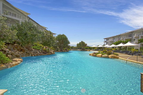 RESORT ON THE BEACH 6126-27 - Hervey Bay Accommodation 0