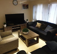 Retro Style Home Stay - Hervey Bay Accommodation