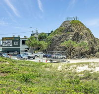 Rigi on Currumbin Beach - Tourism Hervey Bay