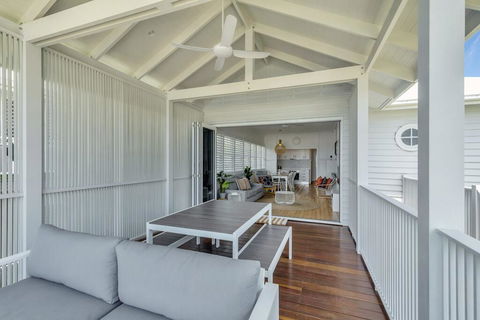 Rigi On Currumbin Beach - Tourism Hervey Bay 3