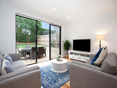 RIPPLES-hosted By:L'Abode Accommodation - Tourism Hervey Bay 2